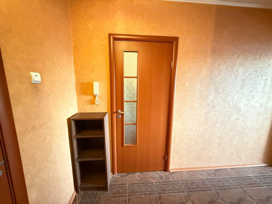 Продам однокомнатную (1-комн.) квартиру, Победы пр-кт, 100, Казань г