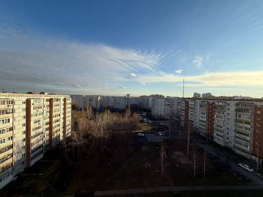 Продам однокомнатную (1-комн.) квартиру, Победы пр-кт, 100, Казань г