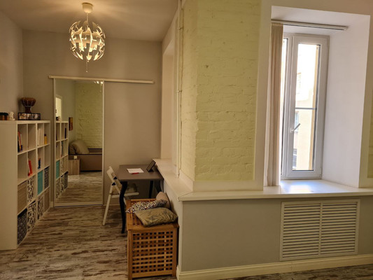 Продам трехкомнатную (3-комн.) квартиру, Заозёрная ул, 6А, Санкт-Петербург г