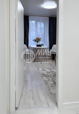 Продам двухкомнатную (2-комн.) квартиру, Энтузиастов проезд, 17, Москва г