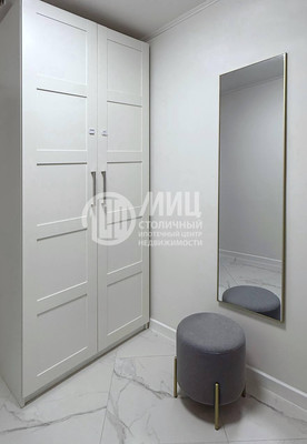 Продам двухкомнатную (2-комн.) квартиру, Энтузиастов проезд, 17, Москва г