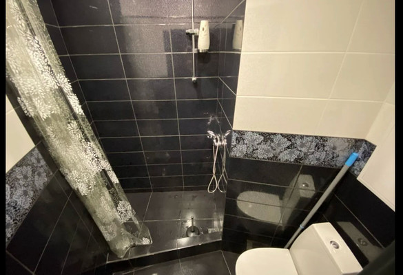 Продам однокомнатную (1-комн.) квартиру, Полтавский проезд, 2, Санкт-Петербург г