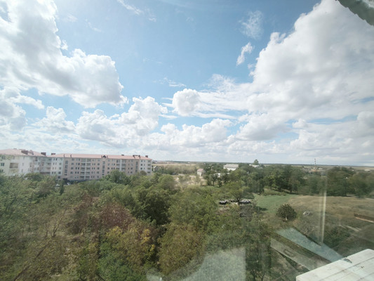 Продам двухкомнатную (2-комн.) квартиру, Острякова ул, 23, Гвардейское пгт