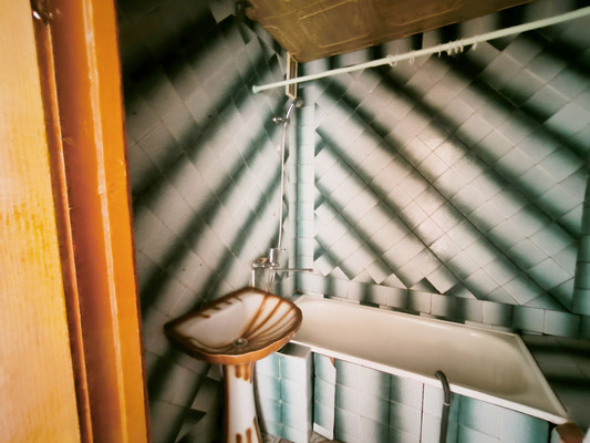 Продам двухкомнатную (2-комн.) квартиру, Острякова ул, 23, Гвардейское пгт