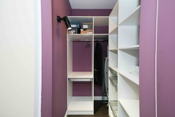 Продам двухкомнатную (2-комн.) квартиру, Российская ул, 79/3к2, Краснодар г