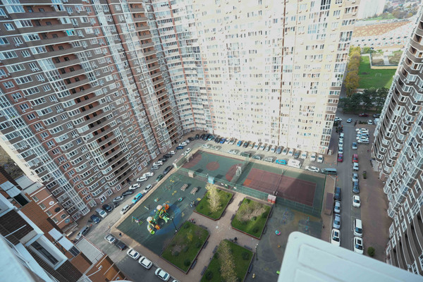 Продам двухкомнатную (2-комн.) квартиру, Российская ул, 79/3к2, Краснодар г