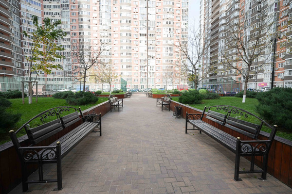 Продам двухкомнатную (2-комн.) квартиру, Российская ул, 79/3к2, Краснодар г