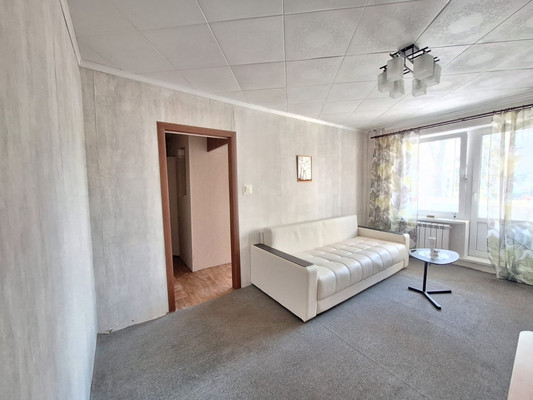 Продам однокомнатную (1-комн.) квартиру, Победы ул, 9, Чернецкое п/о