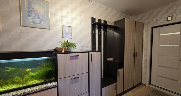 Продам двухкомнатную (2-комн.) квартиру, Лескова ул, 21, Москва г