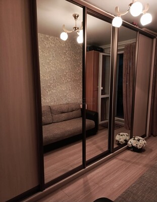 Продам двухкомнатную (2-комн.) квартиру, Лескова ул, 21, Москва г