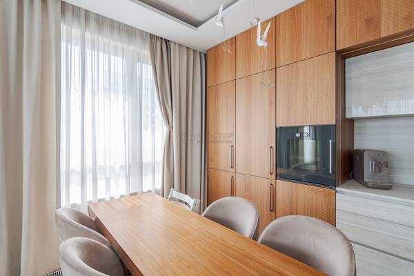 Продам многокомнатную квартиру, Корабельная ул, 17к3, Москва г