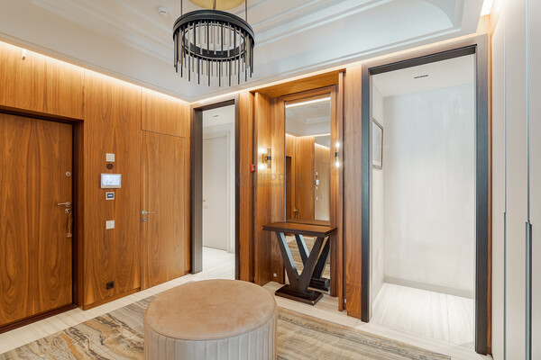 Продам многокомнатную квартиру, Корабельная ул, 17к3, Москва г