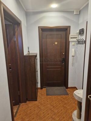 Продам однокомнатную (1-комн.) квартиру, Большая Набережная ул, 11к3, Москва г