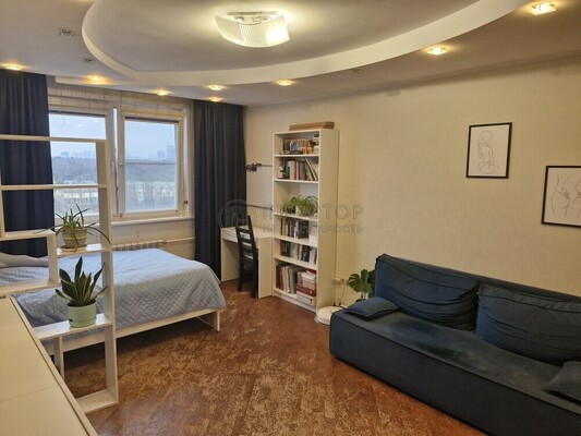 Продам однокомнатную (1-комн.) квартиру, Большая Набережная ул, 11к3, Москва г