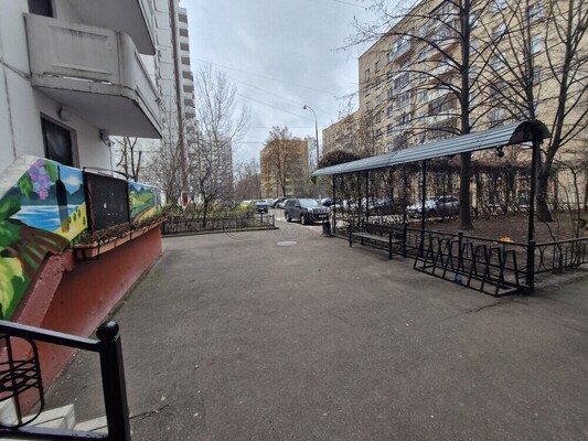 Продам однокомнатную (1-комн.) квартиру, Большая Набережная ул, 11к3, Москва г