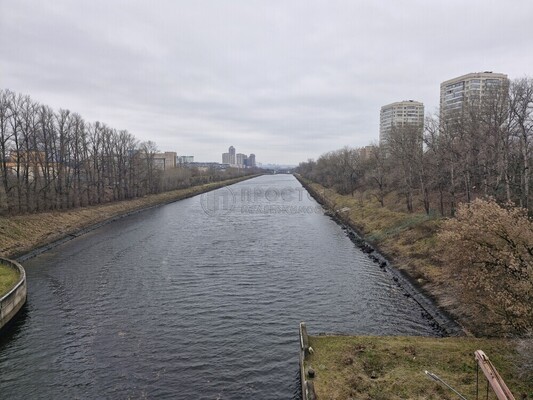 Продам однокомнатную (1-комн.) квартиру, Большая Набережная ул, 11к3, Москва г