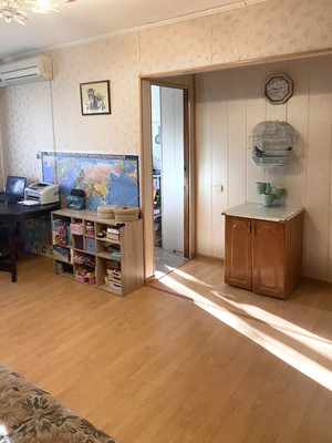 Продам двухкомнатную (2-комн.) квартиру, Московская ул, 94к1, Чехов г