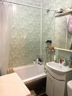 Продам двухкомнатную (2-комн.) квартиру, Московская ул, 94к1, Чехов г