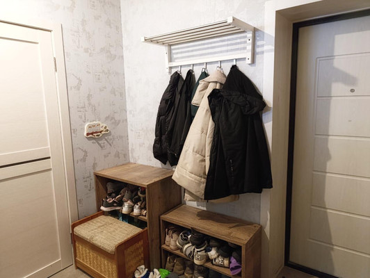 Продам трехкомнатную (3-комн.) квартиру, Троицкая ул, 7, Пучково д