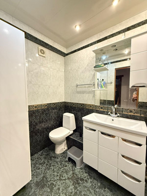 Продам трехкомнатную (3-комн.) квартиру, Тарчокова ул, 28, Нальчик г