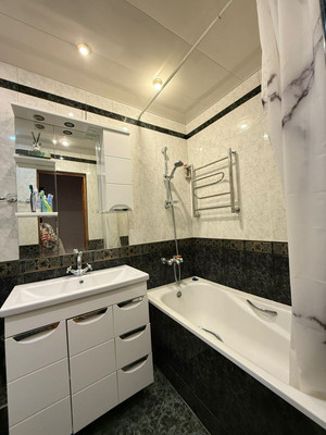 Продам трехкомнатную (3-комн.) квартиру, Тарчокова ул, 28, Нальчик г