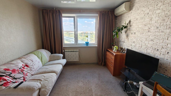 Продам однокомнатную (1-комн.) квартиру, Кадырова ул, 8, Москва г