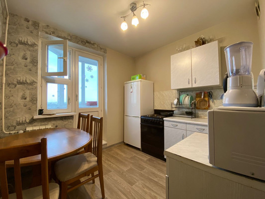 Продам однокомнатную (1-комн.) квартиру, Кадырова ул, 8, Москва г