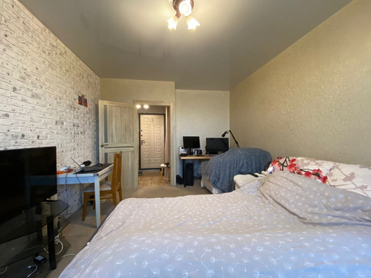 Продам однокомнатную (1-комн.) квартиру, Кадырова ул, 8, Москва г