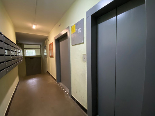 Продам однокомнатную (1-комн.) квартиру, Кадырова ул, 8, Москва г