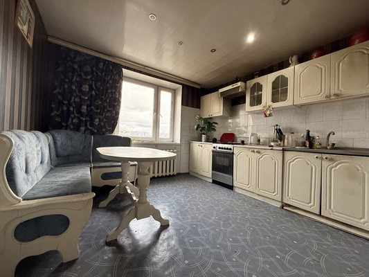 Продам трехкомнатную (3-комн.) квартиру, Карла Либкнехта ул, 83, Йошкар-Ола г