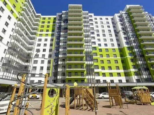 Продам многокомнатную квартиру, Старорусский пр-кт, 8к2, Шушары п