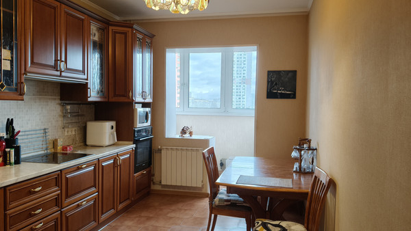 Продам двухкомнатную (2-комн.) квартиру, Маковского ул, 16, Одинцово г