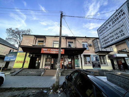 Продам трехкомнатную (3-комн.) квартиру, Ахохова ул, 139, Нальчик г