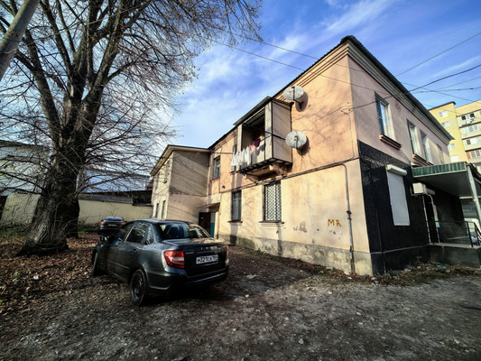 Продам трехкомнатную (3-комн.) квартиру, Ахохова ул, 139, Нальчик г