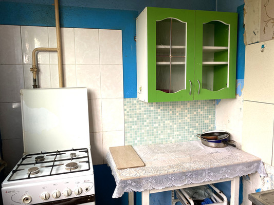 Продам комнату в 3-комн. квартире, Поликарпова аллея, 8ак1, Санкт-Петербург г