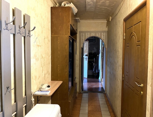 Продам комнату в 3-комн. квартире, Поликарпова аллея, 8ак1, Санкт-Петербург г