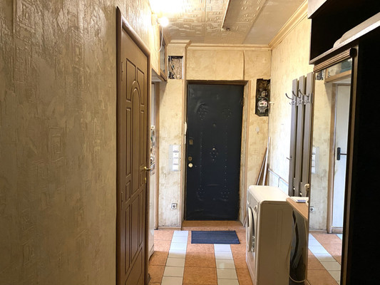 Продам комнату в 3-комн. квартире, Поликарпова аллея, 8ак1, Санкт-Петербург г