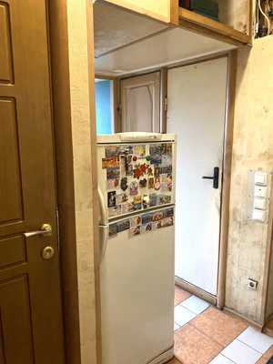 Продам комнату в 3-комн. квартире, Поликарпова аллея, 8ак1, Санкт-Петербург г