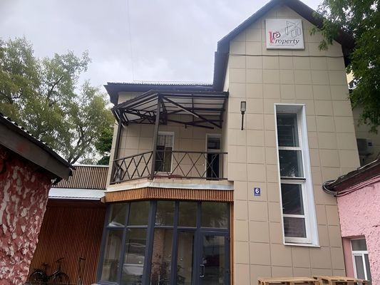 Продам коммерческое помещение 2 000 м2, Кирпичная ул, 6, Москва г