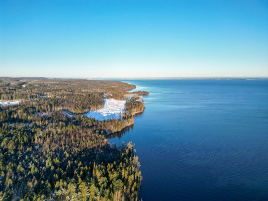 Продам землю для коммерческого использования 7,4 соток, ИЖС, Ужесельга д