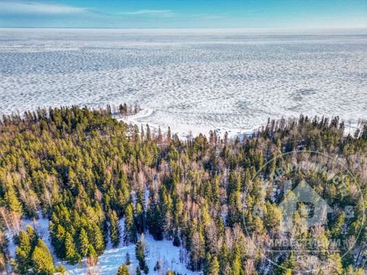 Продам землю для коммерческого использования 7,4 соток, ИЖС, Ужесельга д