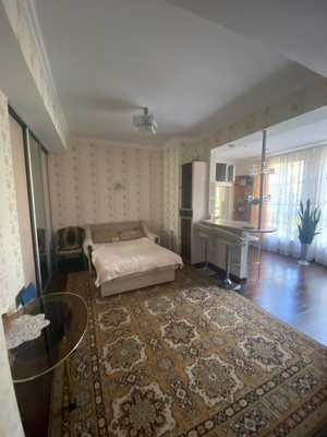 Продам однокомнатную (1-комн.) квартиру, Калужская (Центральный р-н) ул, 28к2, Сочи г