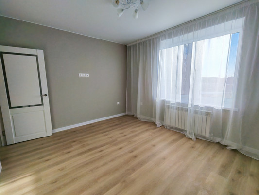 Продам двухкомнатную (2-комн.) квартиру, Павла Большевикова ул, 50к6, Иваново г