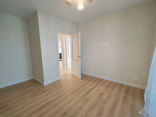 Продам двухкомнатную (2-комн.) квартиру, Павла Большевикова ул, 50к6, Иваново г