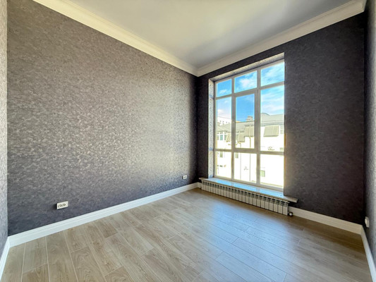 Продам трехкомнатную (3-комн.) квартиру, Чернышевского ул, 201в, Нальчик г