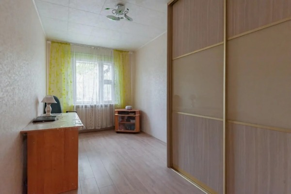 Продам трехкомнатную (3-комн.) квартиру, Волкова ул, 8к2, Ростов-на-Дону г