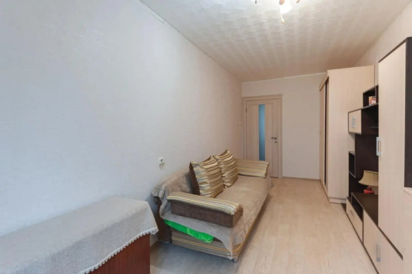 Продам трехкомнатную (3-комн.) квартиру, Волкова ул, 8к2, Ростов-на-Дону г