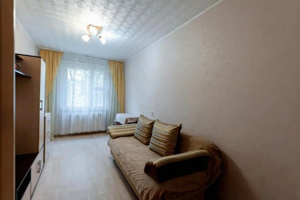 Продам трехкомнатную (3-комн.) квартиру, Волкова ул, 8к2, Ростов-на-Дону г