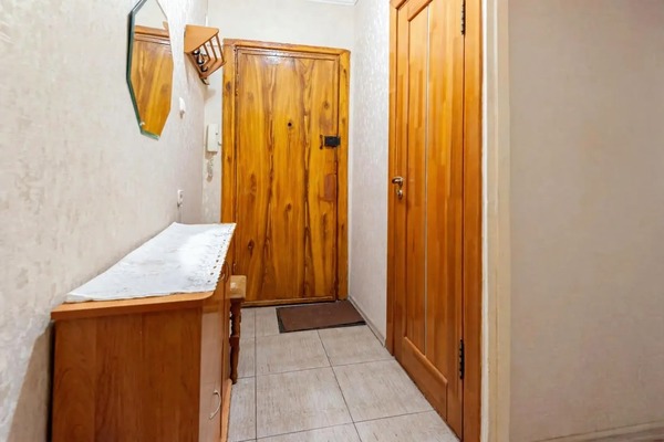 Продам трехкомнатную (3-комн.) квартиру, Волкова ул, 8к2, Ростов-на-Дону г