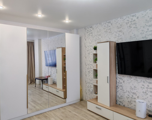 Продам однокомнатную (1-комн.) квартиру, Луначарского ул, 177Бк3, Батайск г